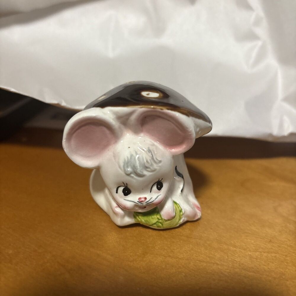 Vtg Enesco Mouse Mushroom Salt Shaker  1163 Japan MCM